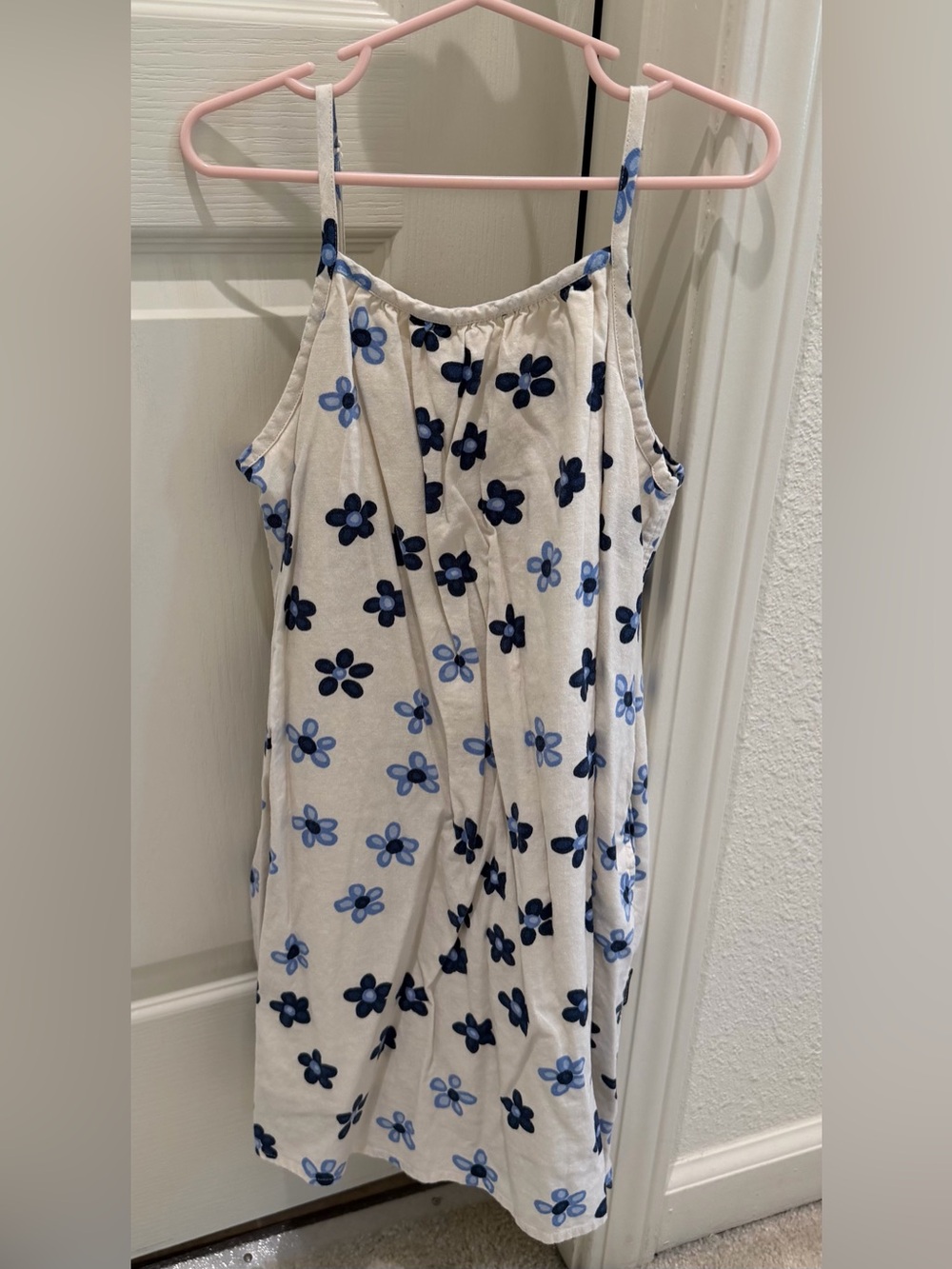 Uniqlo x Marimekko Girls' White Floral Dress with Blue Flowers Size 120